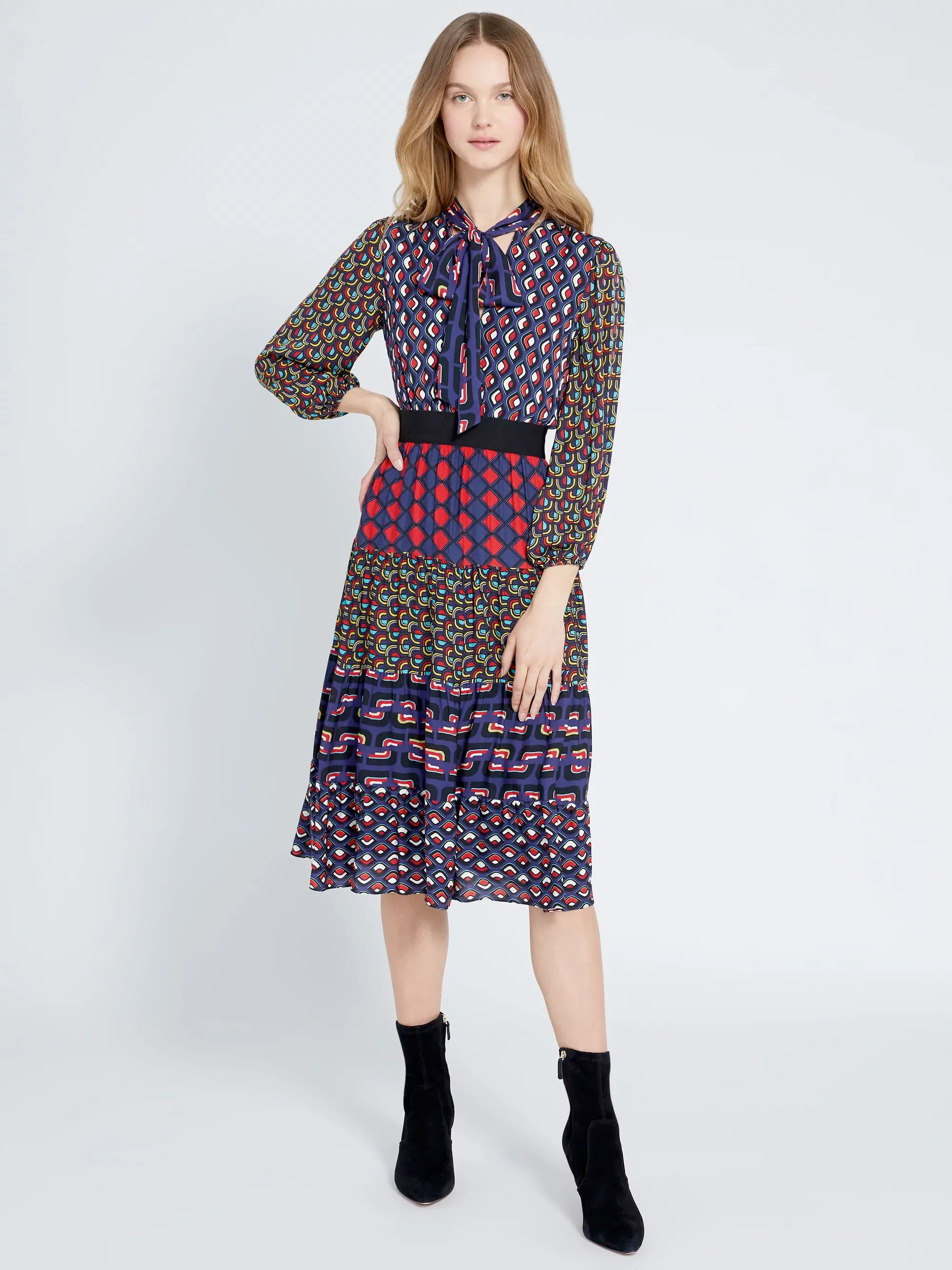 Alice   Olivia - Karolina Blouson Sleeve Midi Dress in Mod Moon