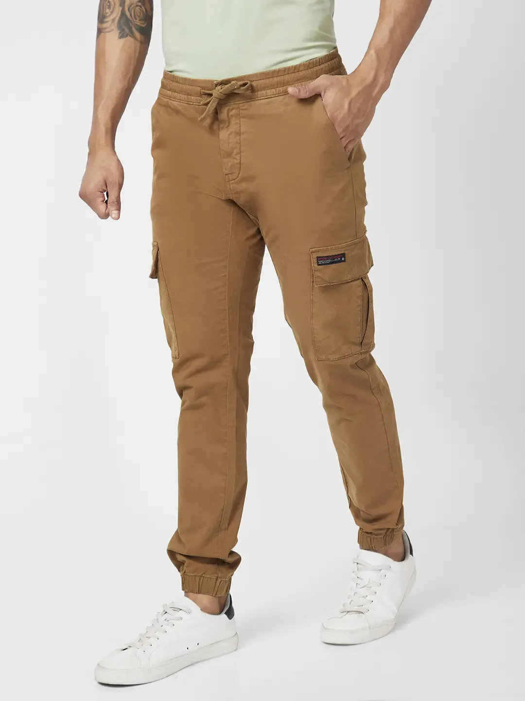 Spykar Men Camel Khaki Cotton Joggers Fit Ankle Length Mid Rise Cargo Pant