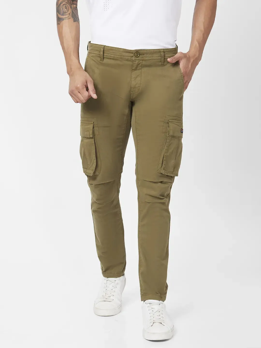 Spykar Men Moss Green Cotton Tapered Fit Ankle Length Mid Rise Cargo Pant