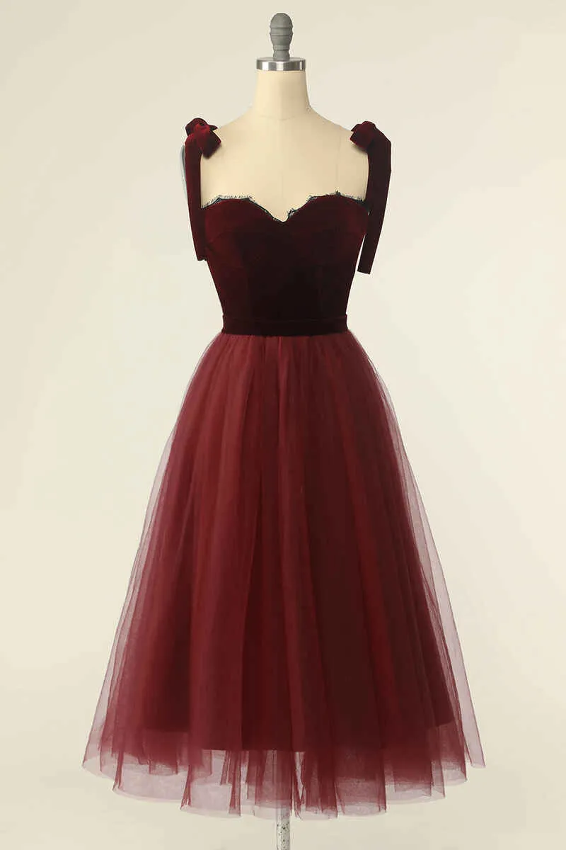 Wine Red Sweetheart Tie-Strap A-Line Short Formal Dress