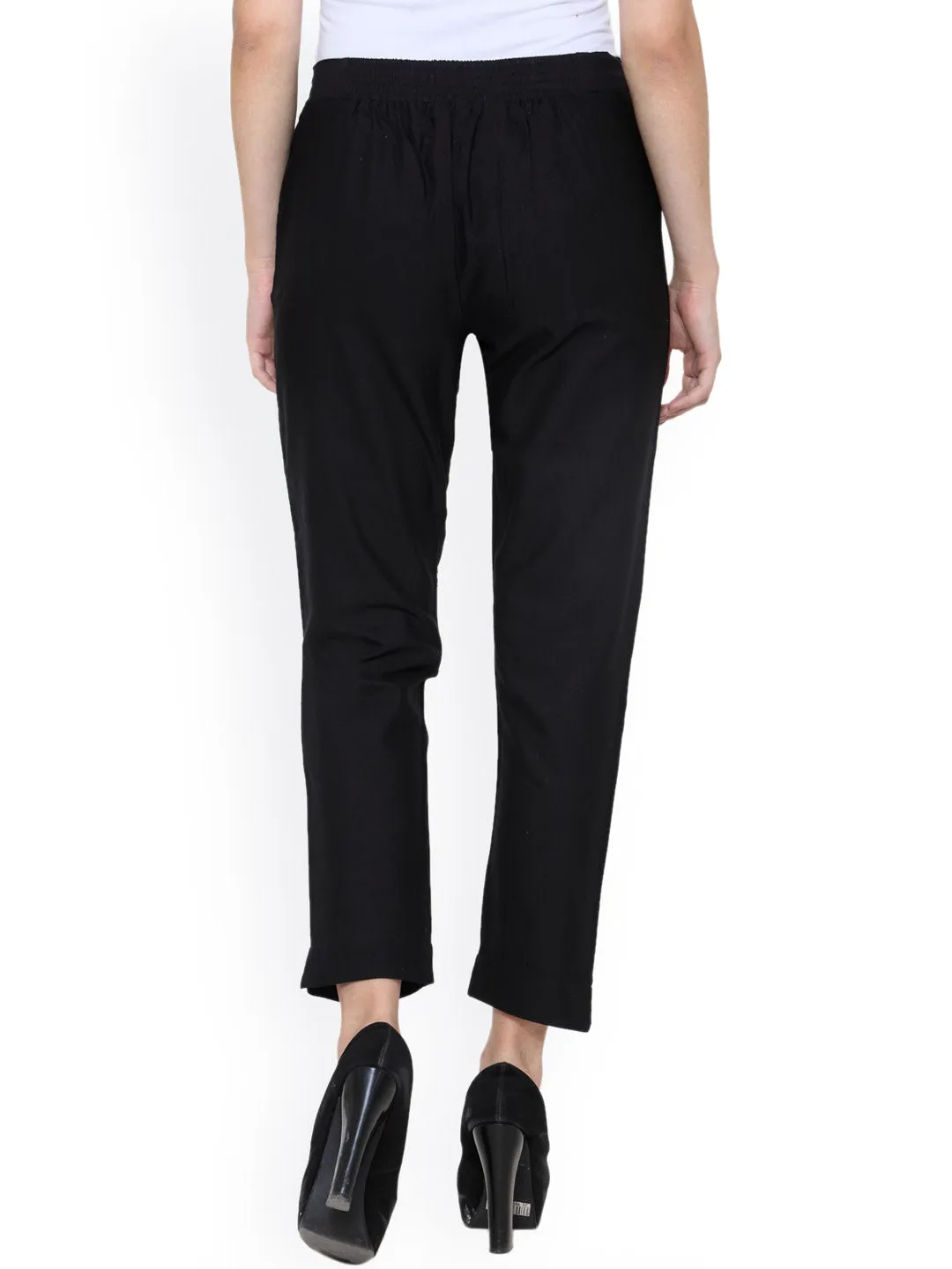 Women Pack Of 2 Cigarette Trousers In Off-White And Black