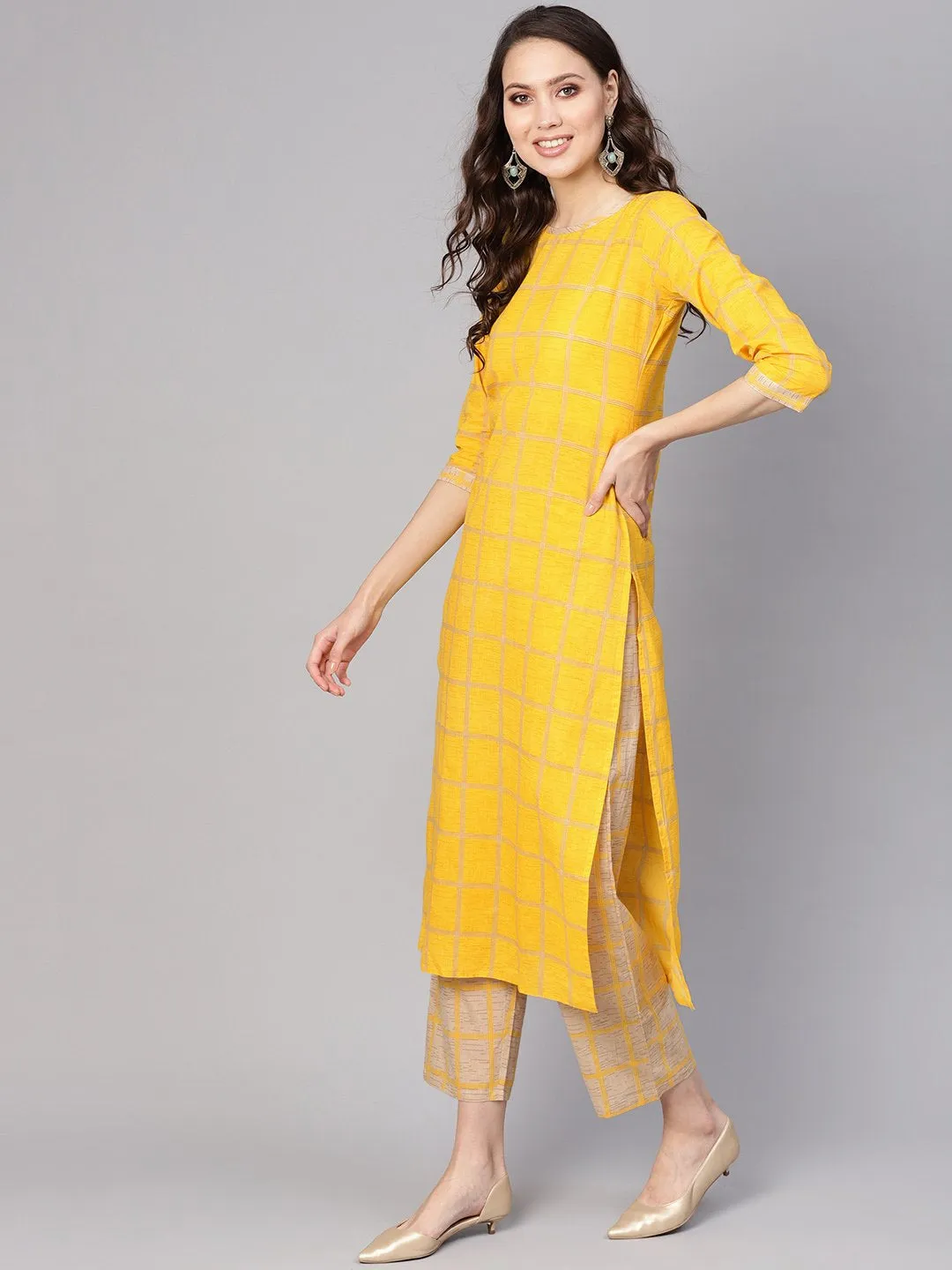 Women Yellow & Beige Checked Kurta With Trousers