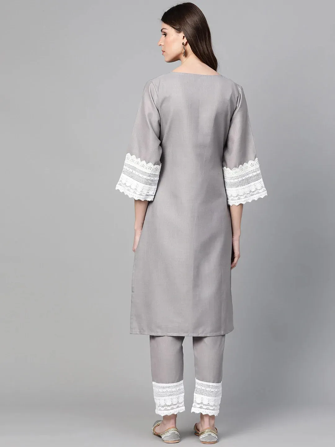 Women'S Grey Solid Kurta & Trousers With Lace Insert Detail